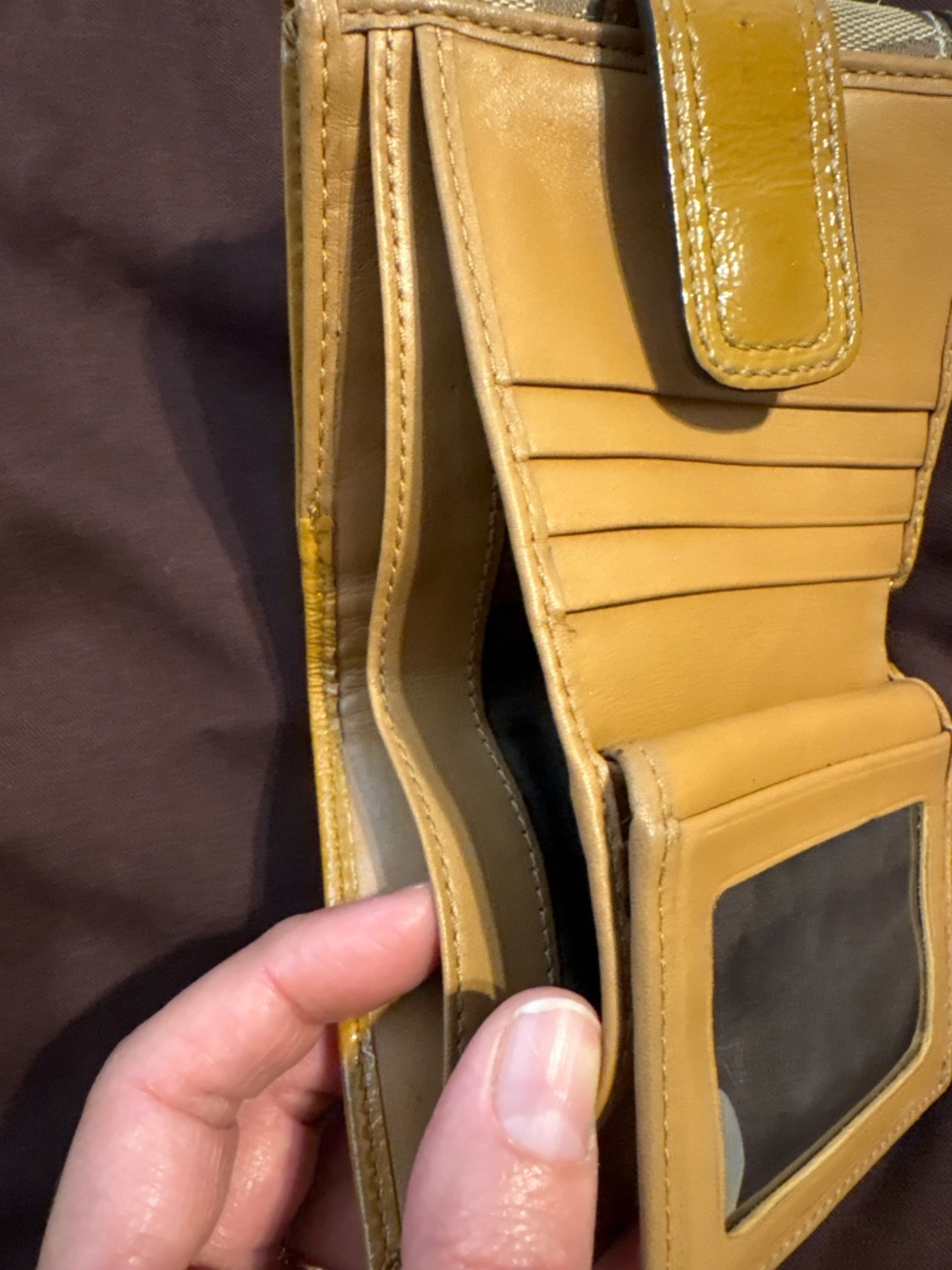 Coach soho British tan patent leather y2k small wallet with silver buckle - Picture 10 of 12